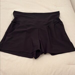 Old Navy Women's Maternity Black Shorts